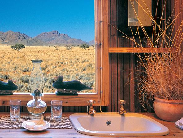 Wolwedans Private Camp - bathroom
